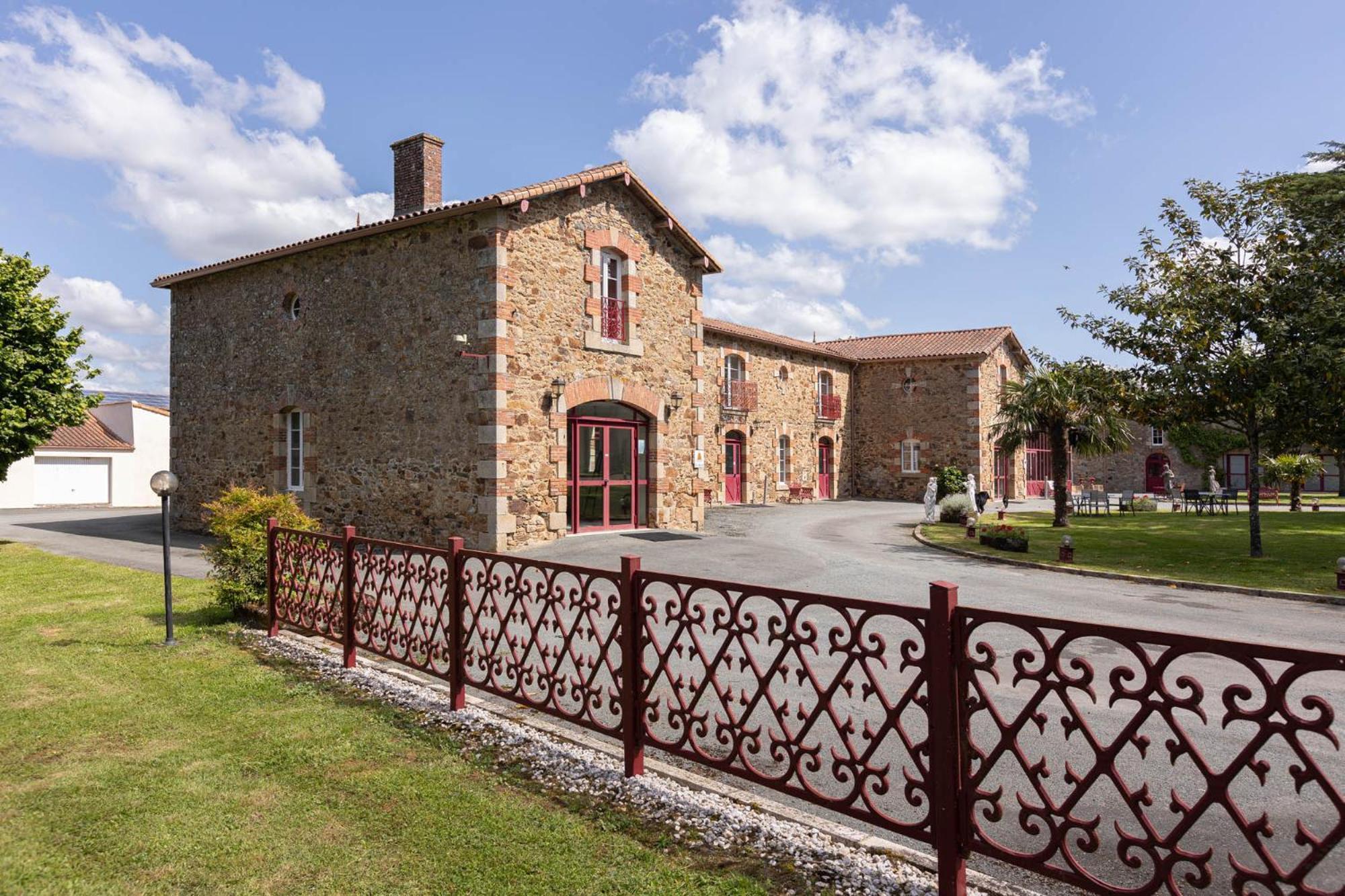 Chateau De La Richerie Hotel Beaurepaire  Buitenkant foto